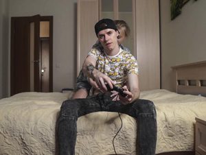 holydumplings Porno Video: Er spielte und ich dachte